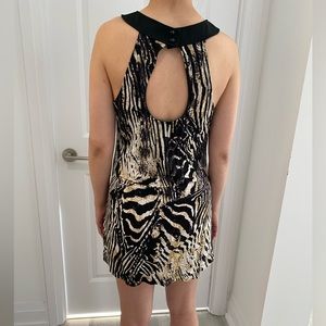 NWOT Guess mini dress/tunic top.